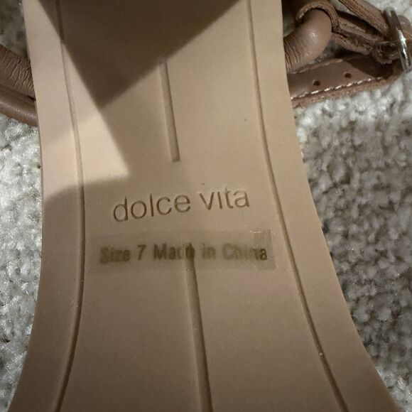 EUC flaw Dolce Vita Women AKITA Strappy Sandals Platform Heels Taupe Size 7 - Picture 13 of 14